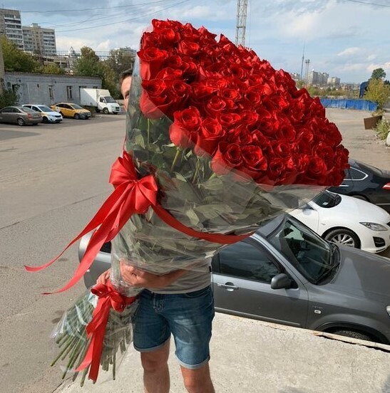 Букет 101 роза 150 см