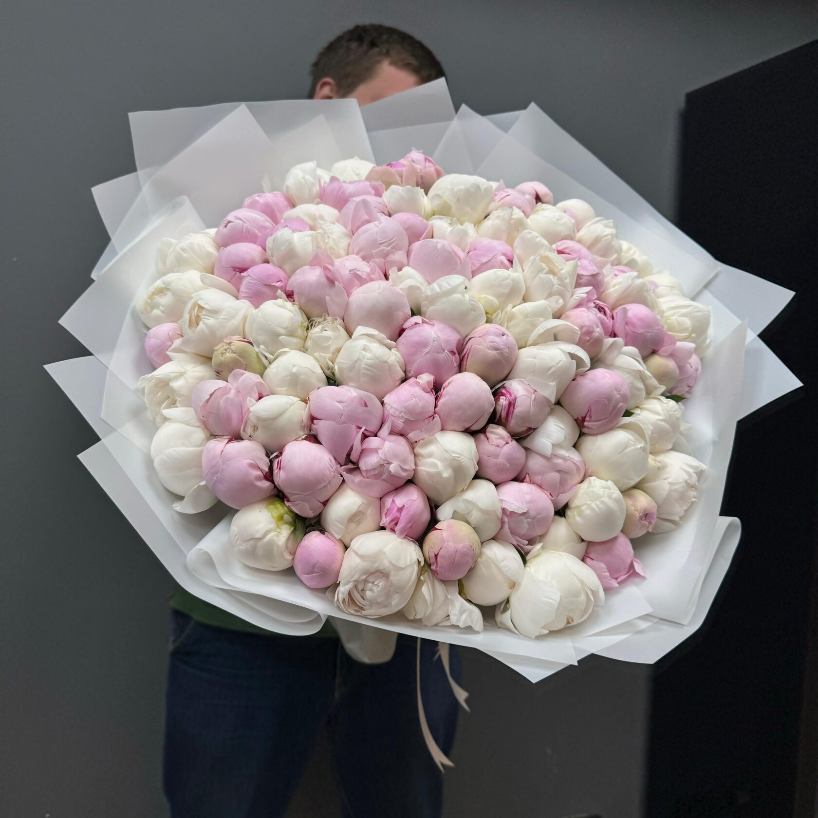 Микс 101 розовый и белый пион